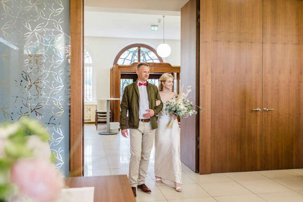 Braut standesamtliche Trauung Radebeul