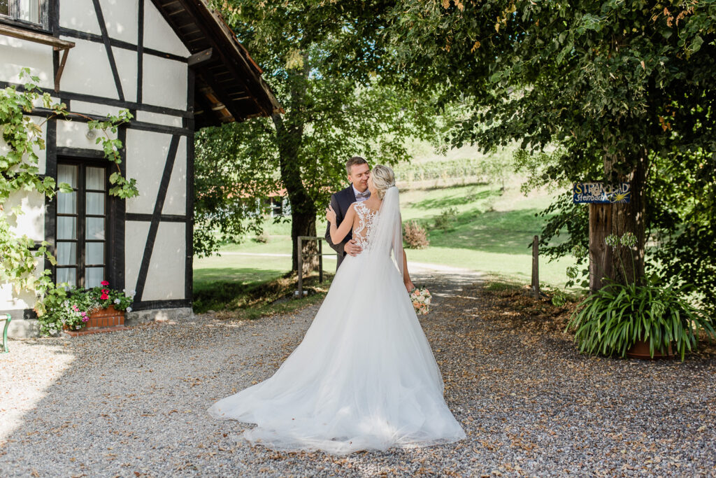 brautpaarshooting in dresden am weingut
