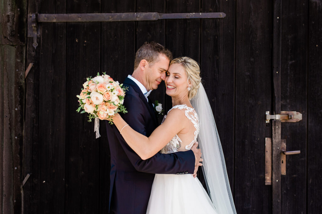 sommer hochzeit in den weinbergen