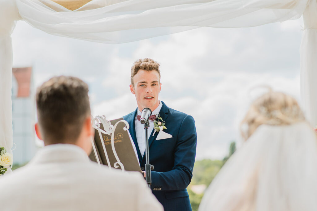 Braeutigams Brueder Rede